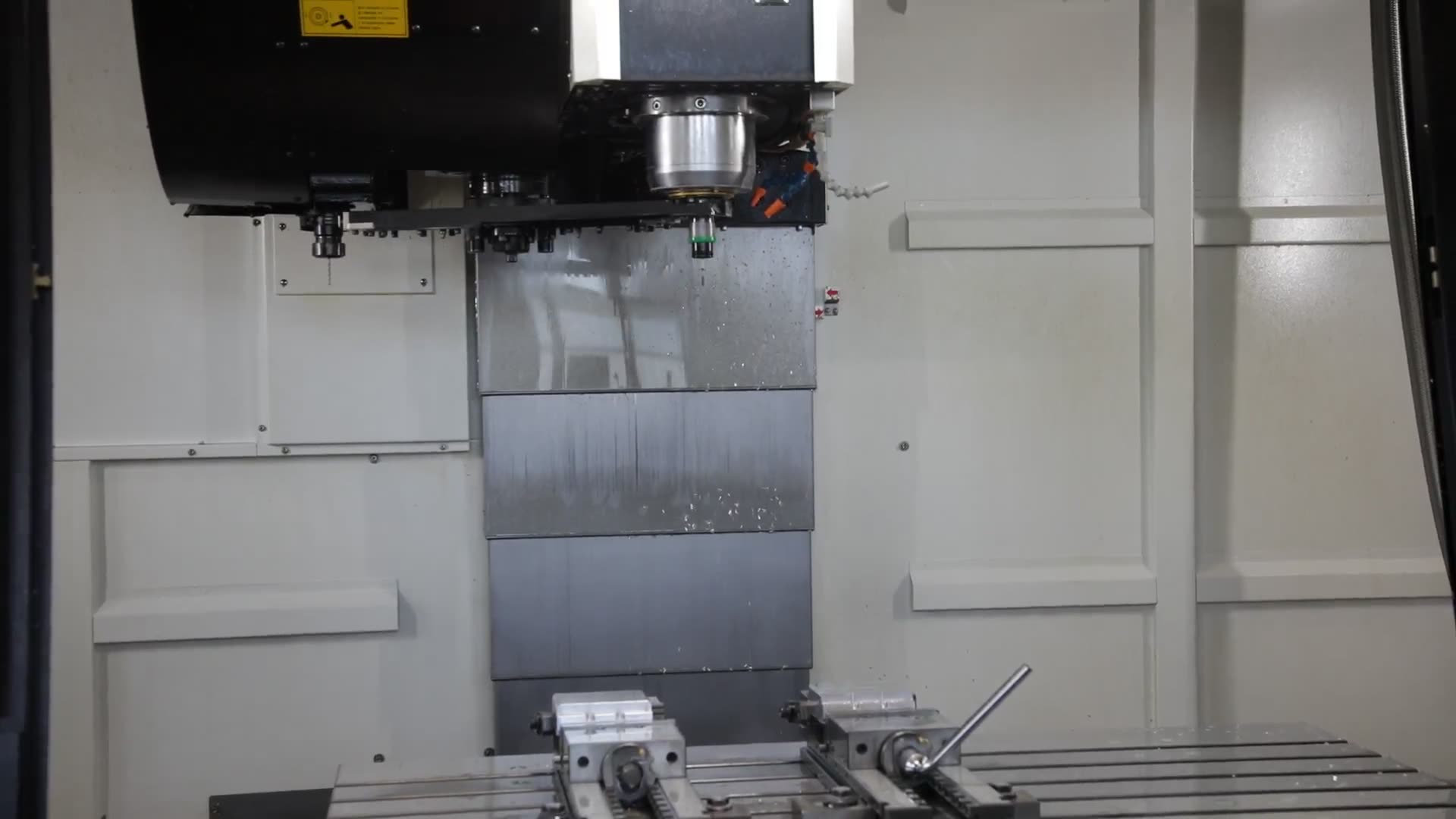 Video fresatura CNC 3+2 assi